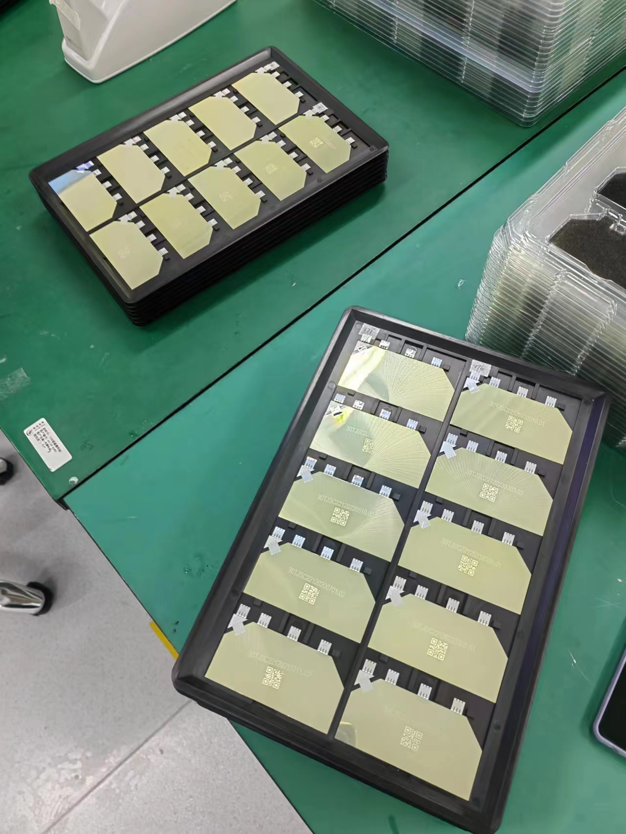 砷化镓 (GaAs) 太阳能电池：效率